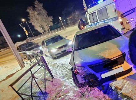 Автоинспекторы Ноябрьска задержали мужчину, совершившего угон транспортного средства